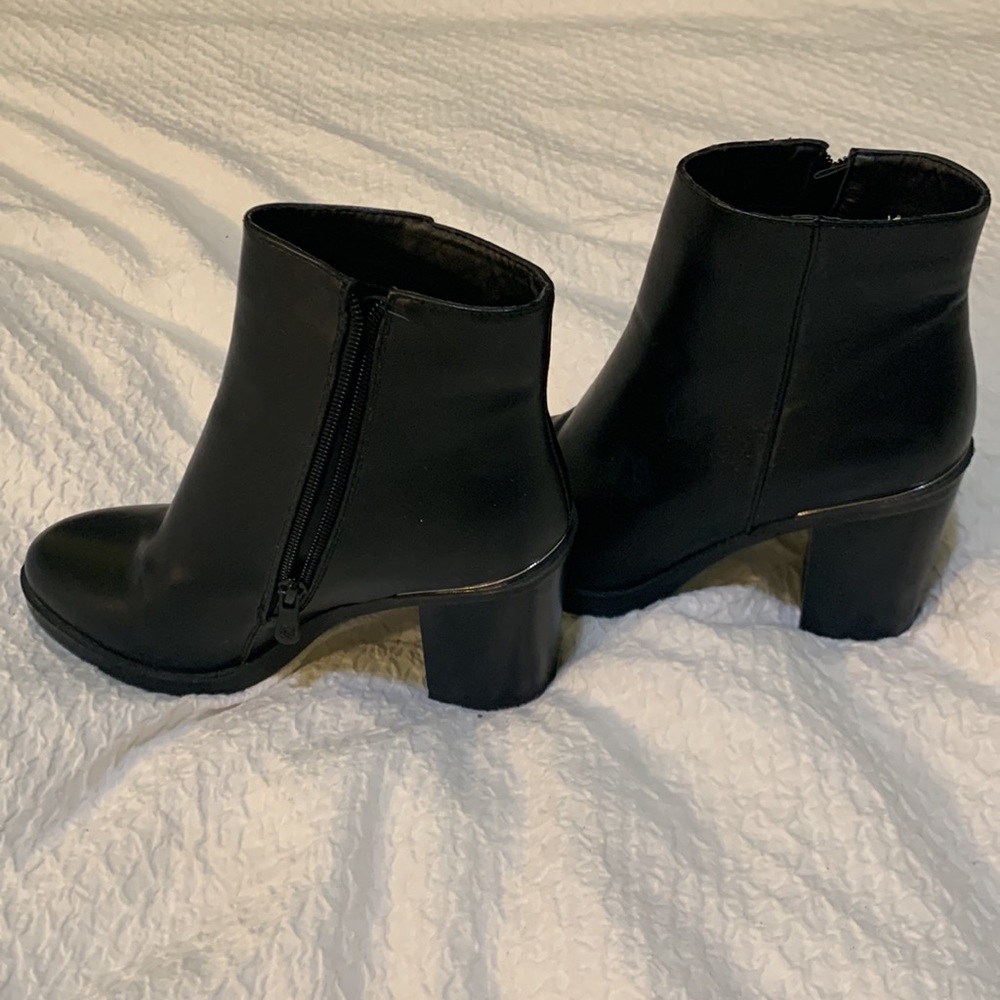 Boots - Picture 2 of 4